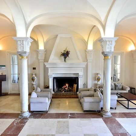 Hotel Oromana Alcala de Guadaira Bagian luar foto
