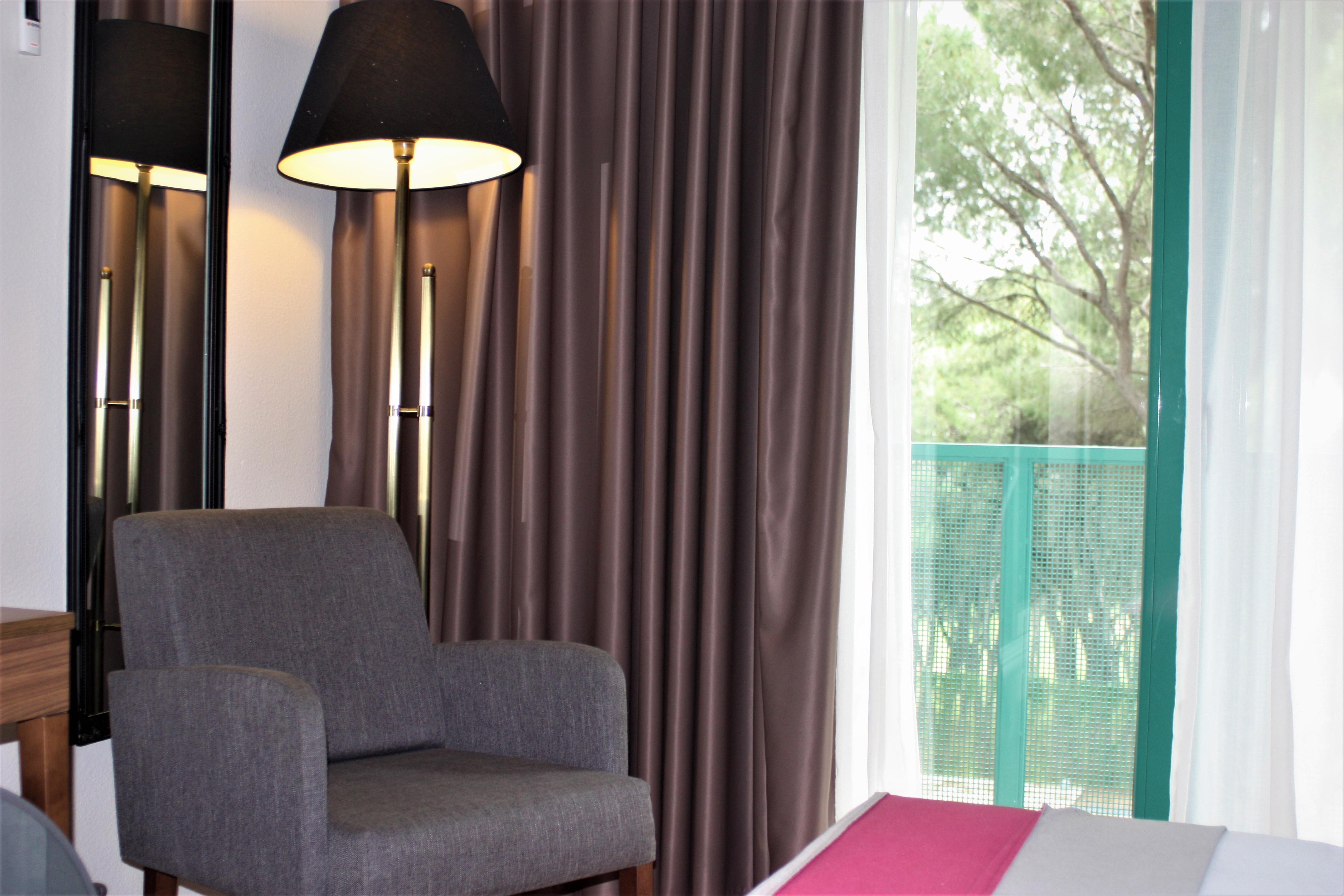 Hotel Oromana Alcala de Guadaira Bagian luar foto