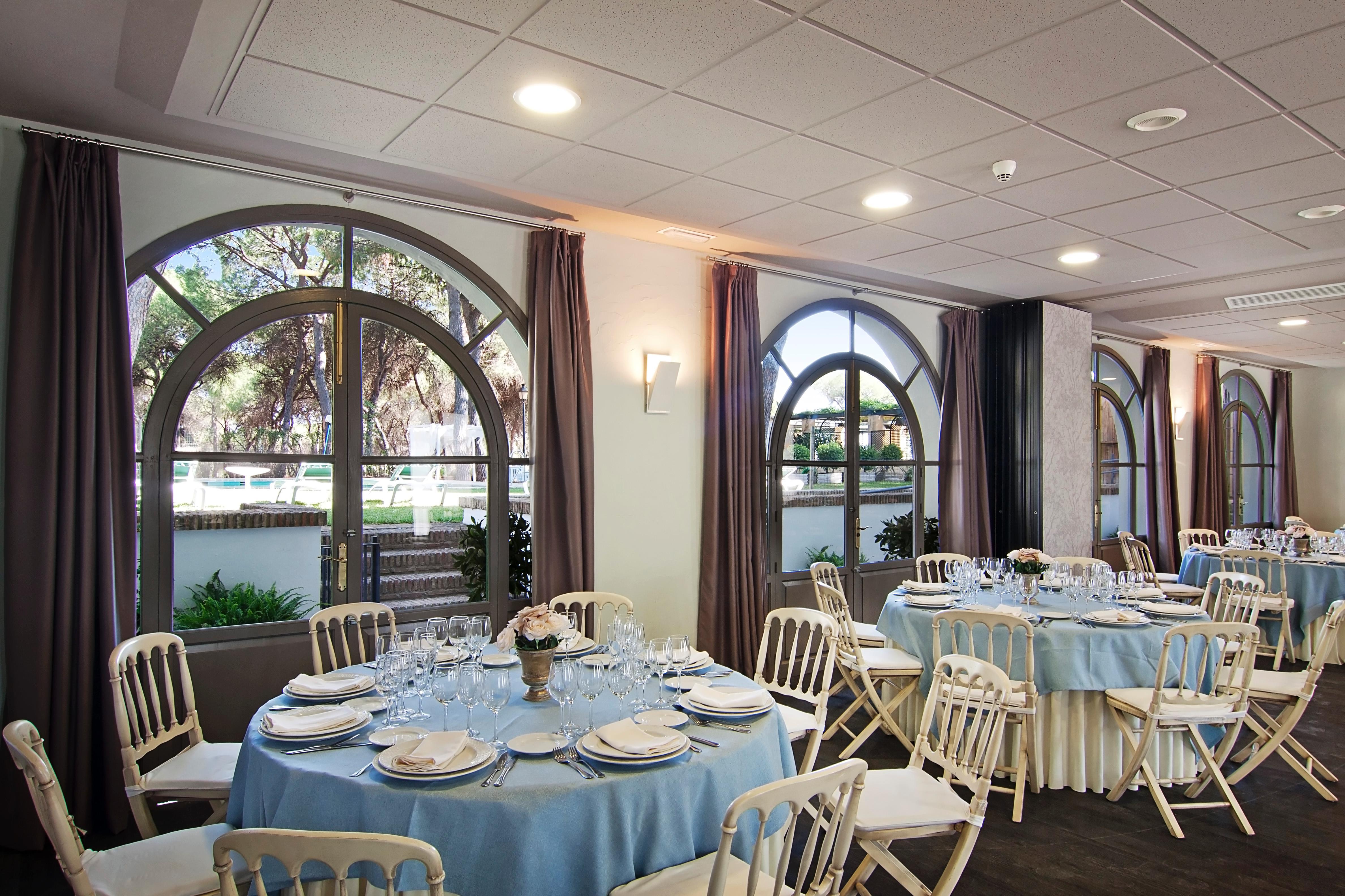 Hotel Oromana Alcala de Guadaira Bagian luar foto