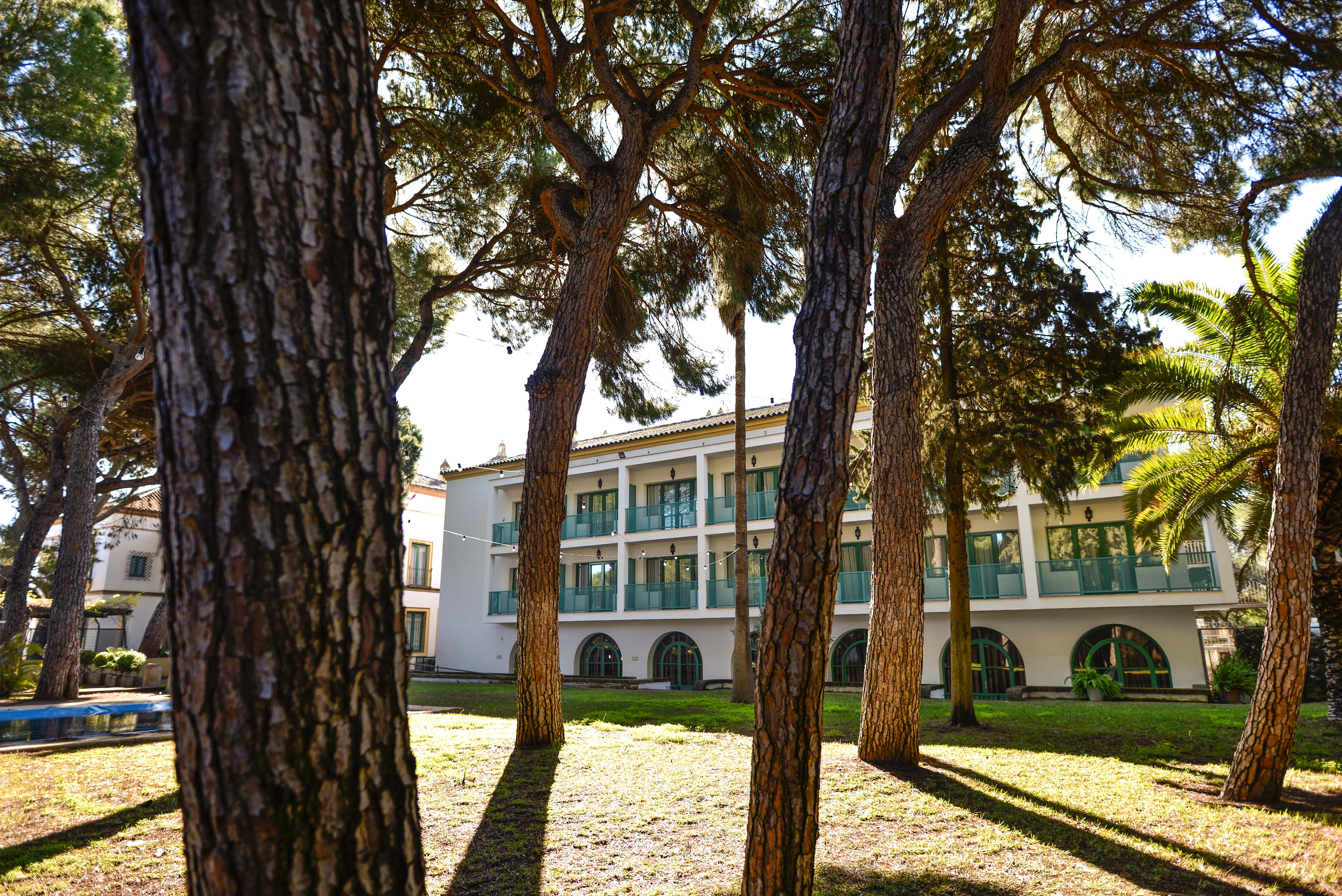 Hotel Oromana Alcala de Guadaira Bagian luar foto