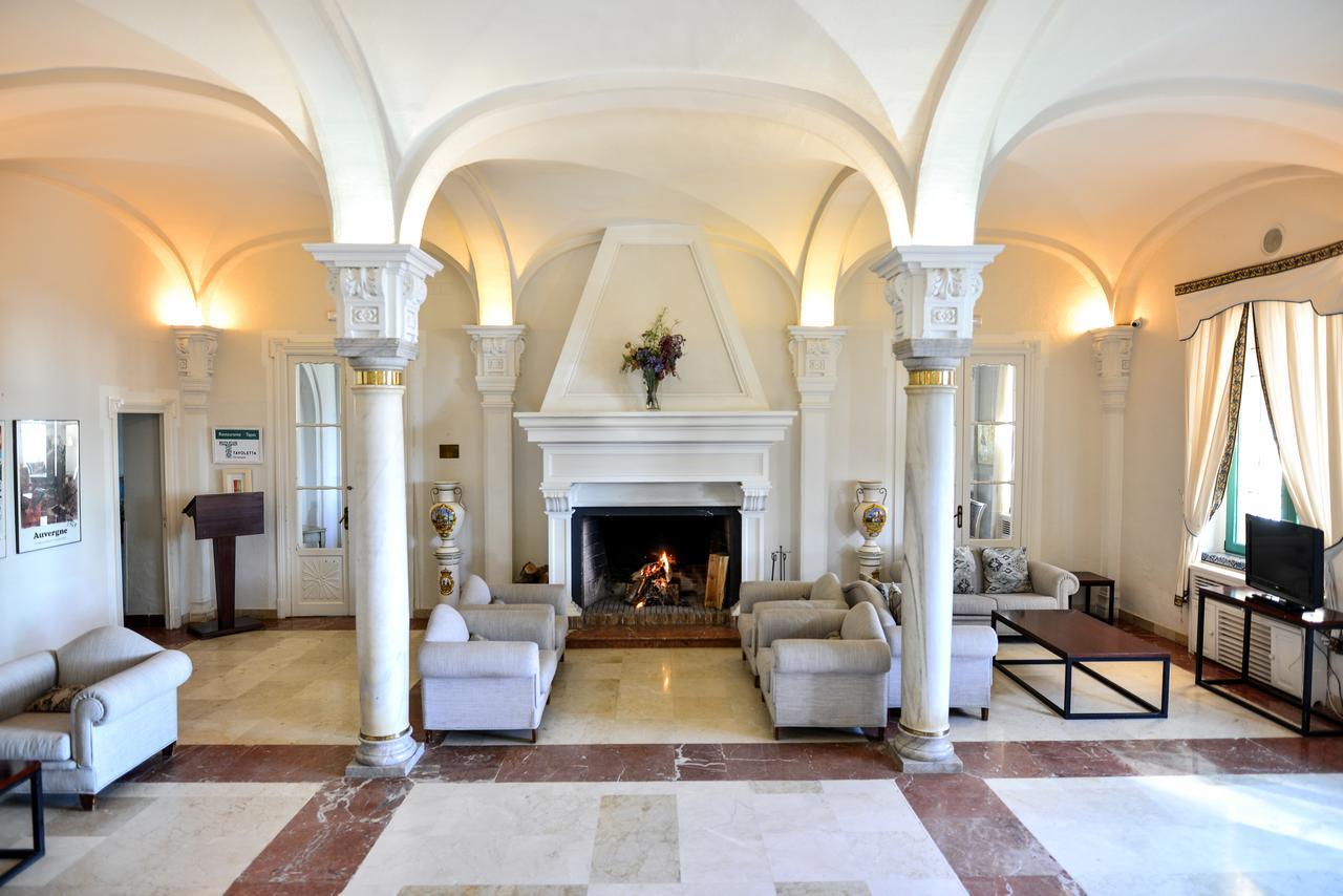 Hotel Oromana Alcala de Guadaira Bagian luar foto